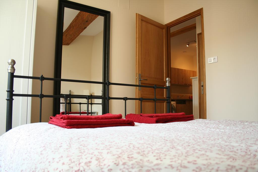 Carcassonne Pont Vieux Apartments 外观 照片